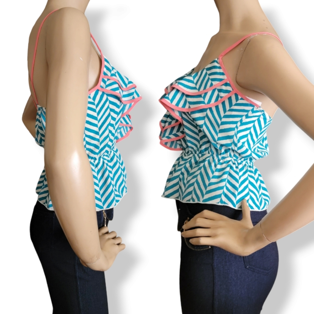 Bella D. Green & White V-Neck Geometric Striped Print Blouse - Picture 4 of 7